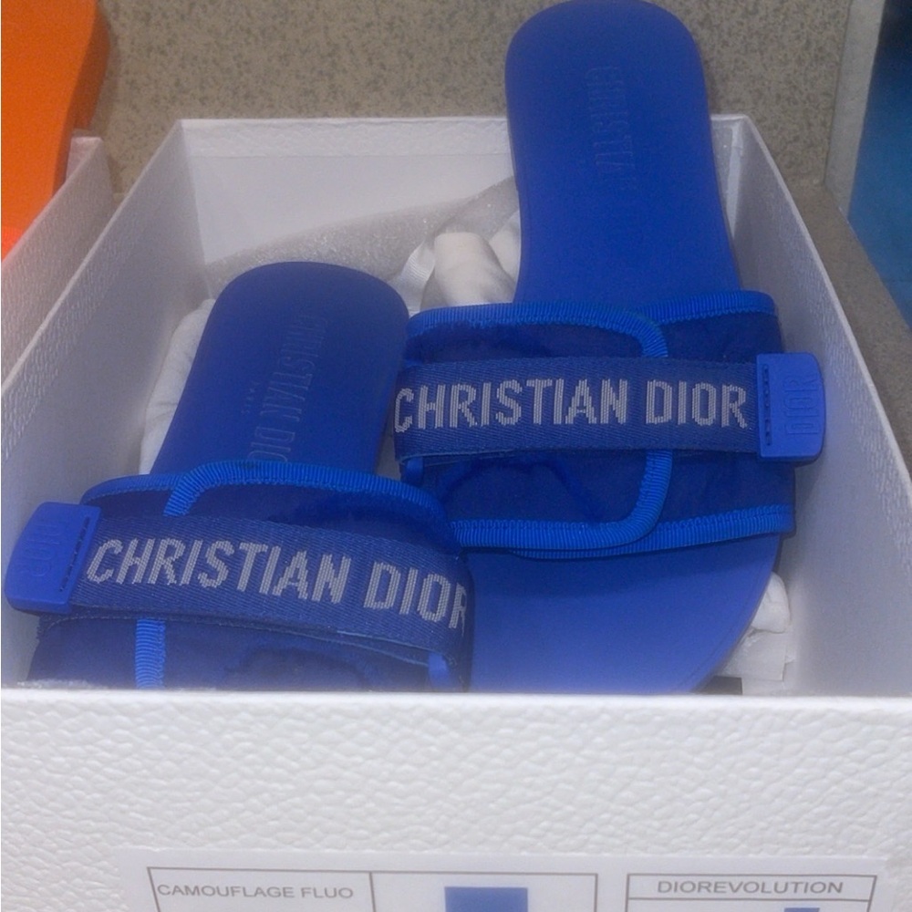 Dior